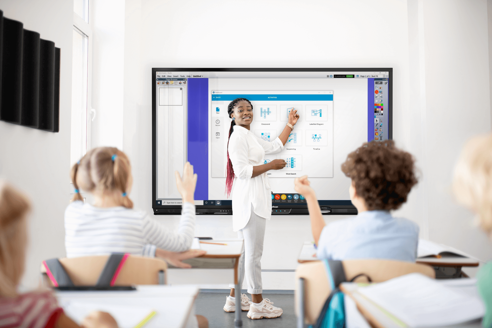 Classroom Revolution: How Interactive Whiteboards Are Transforming Learning - LINKO SMART TECHNOLOGY LIMITED