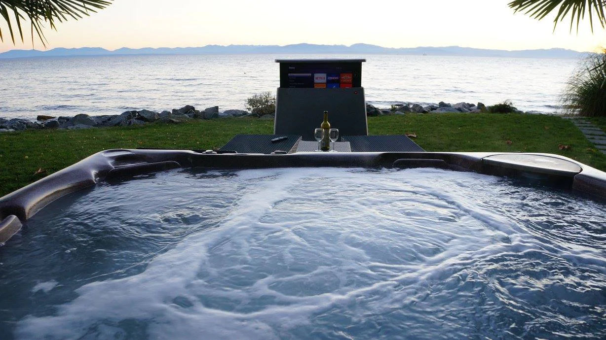 Outdoor TV Cabinet - With built-in Remote Control TV Lift