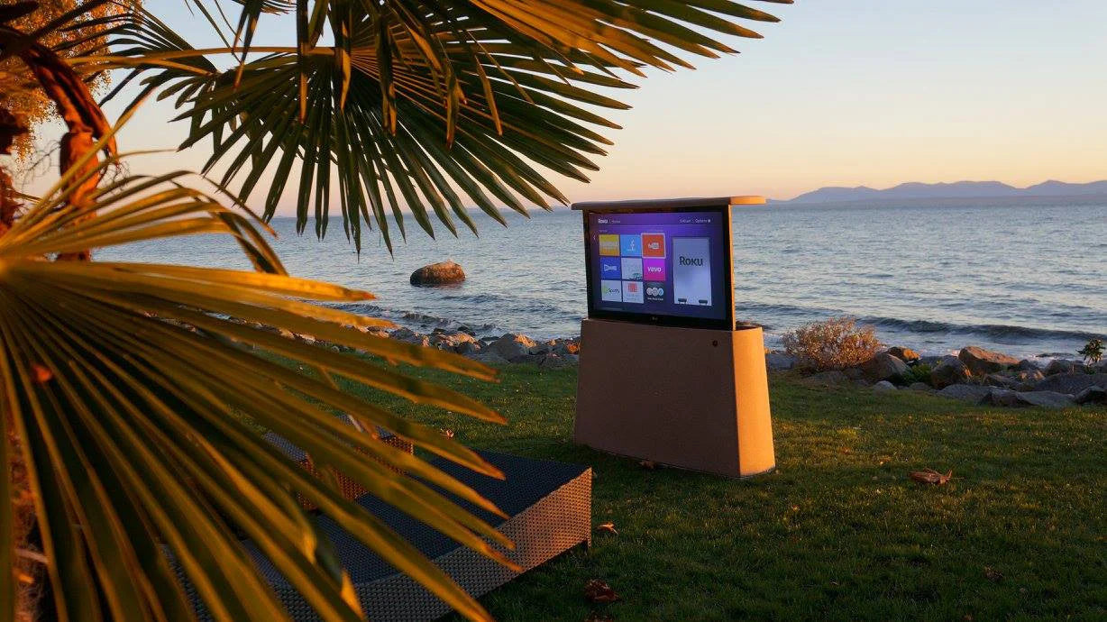 Outdoor TV Cabinet - With built-in Remote Control TV Lift