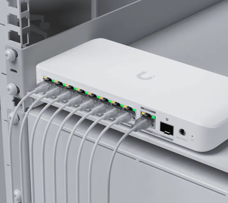 Ubiquiti Switch Flex 2.5G PoE 交換器