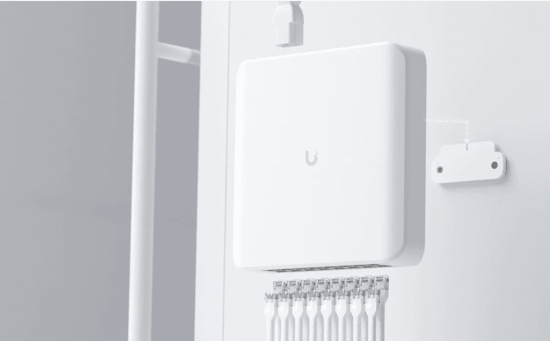 Ubiquiti Switch Lite 16 PoE 交換器 - LINKO SMART TECHNOLOGY LIMITED