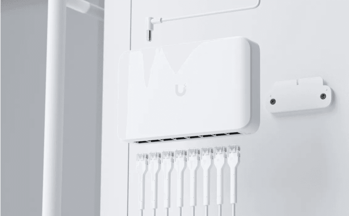 Ubiquiti Switch Lite 8 PoE 交換器 - LINKO SMART TECHNOLOGY LIMITED