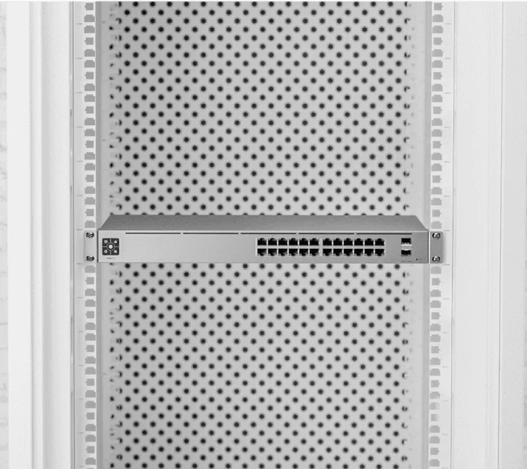 Ubiquiti Switch Pro 24 PoE 交換器 - LINKO SMART TECHNOLOGY LIMITED