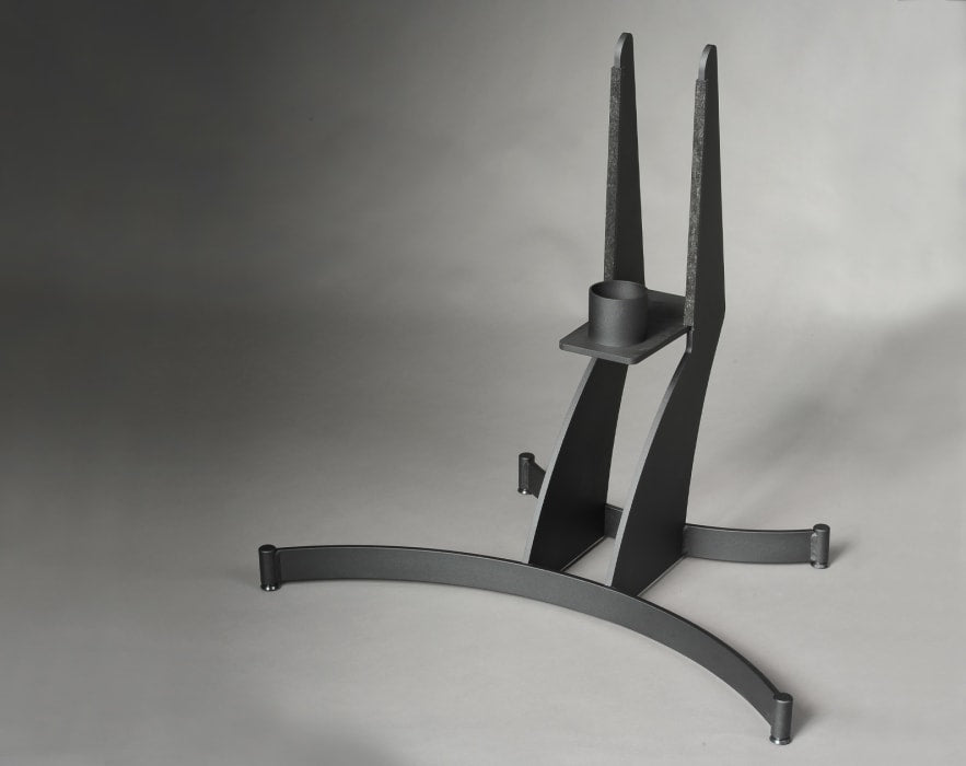 Cinema Reference LCR 2 (painted finish with stand or wall bracket) - LINKO SMART TECHNOLOGY LIMITED